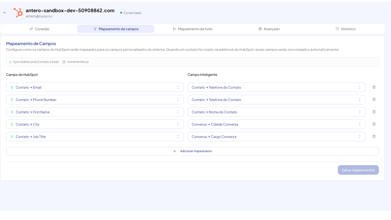 Interface de mapeamento de campos conectando propriedades do HubSpot a campos personalizados da Nuvia